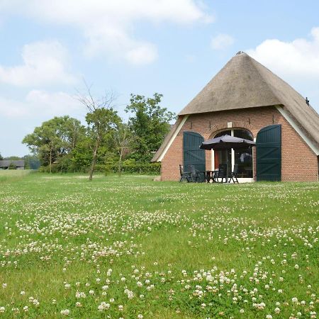 Monumental Farm In The Ash Landscape Villa Geesteren  Eksteriør bilde